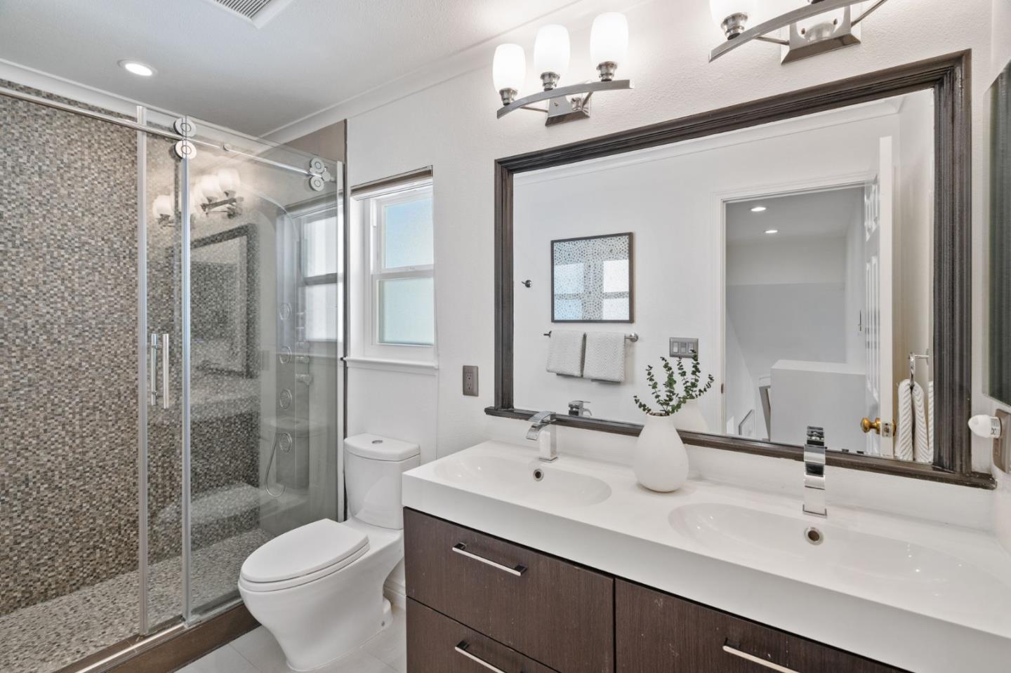 Detail Gallery Image 32 of 48 For 4261 Verdigris Cir, San Jose,  CA 95134 - 3 Beds | 2/1 Baths