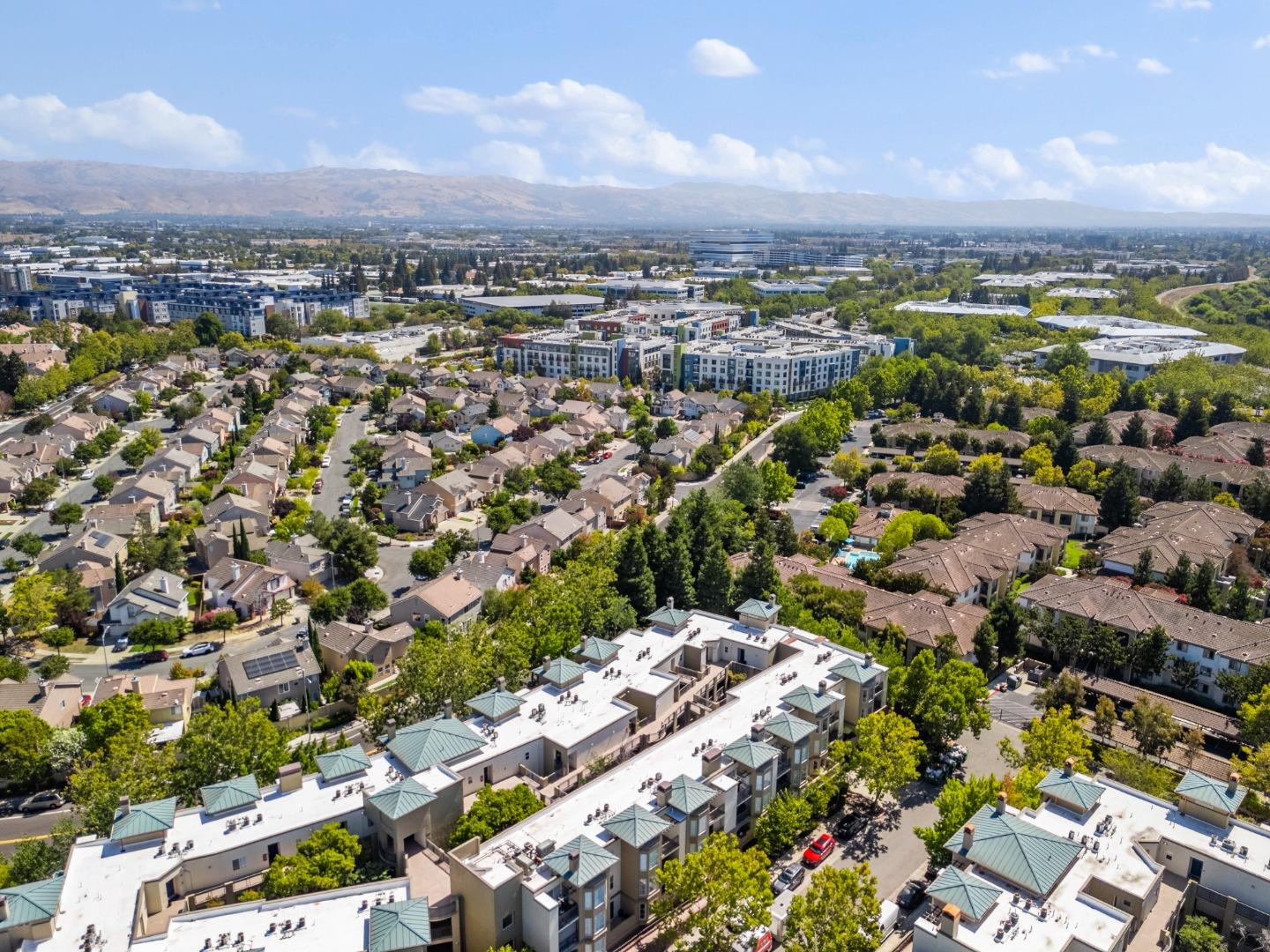 Detail Gallery Image 44 of 48 For 4261 Verdigris Cir, San Jose,  CA 95134 - 3 Beds | 2/1 Baths