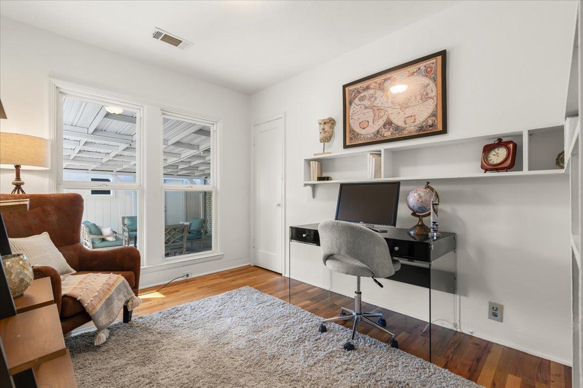 Detail Gallery Image 21 of 32 For 553 Irving Ave, San Jose,  CA 95128 - 3 Beds | 1 Baths