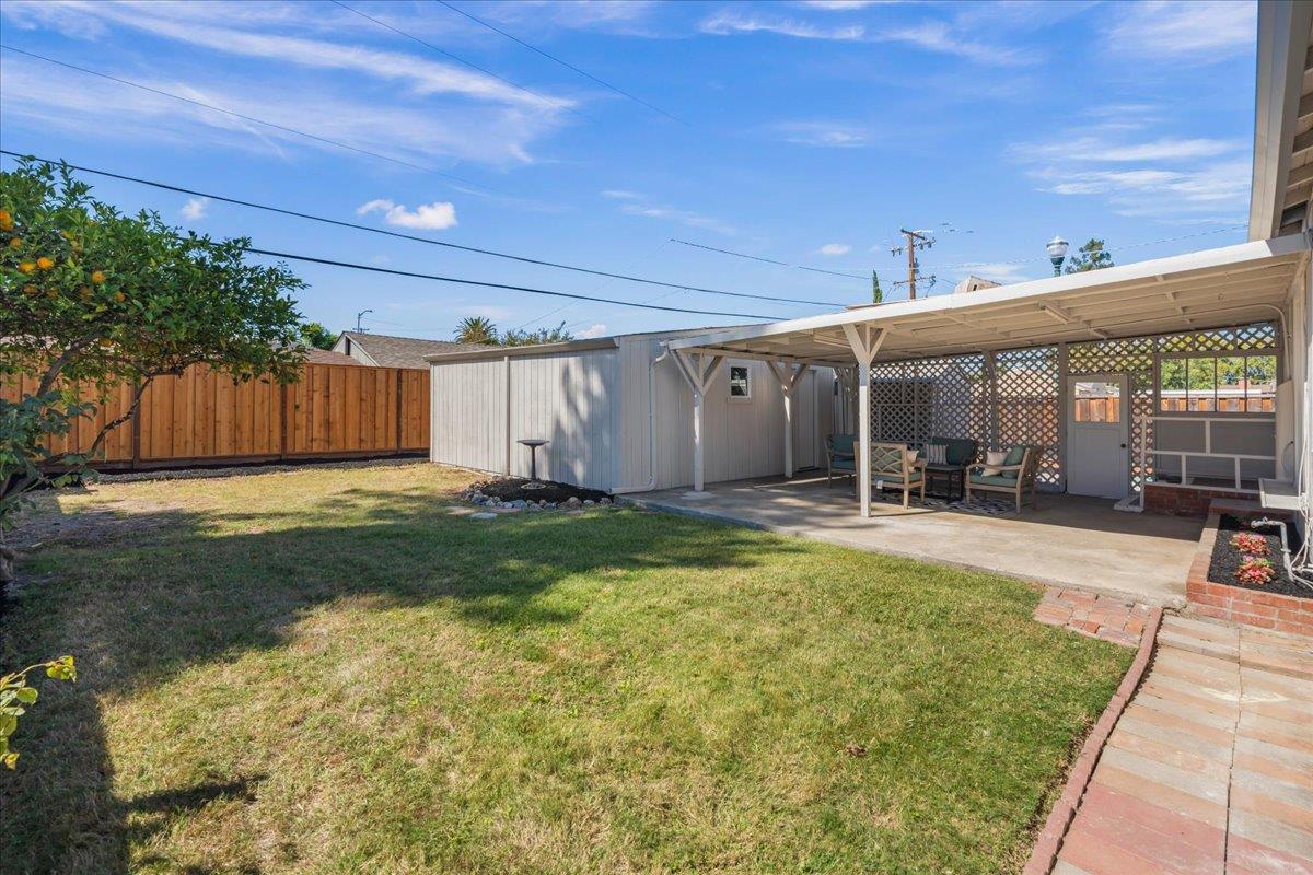 Detail Gallery Image 28 of 32 For 553 Irving Ave, San Jose,  CA 95128 - 3 Beds | 1 Baths