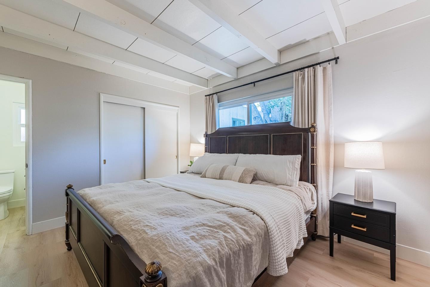 Detail Gallery Image 15 of 31 For 1056 Harrison St, Monterey,  CA 93940 - 4 Beds | 1/1 Baths