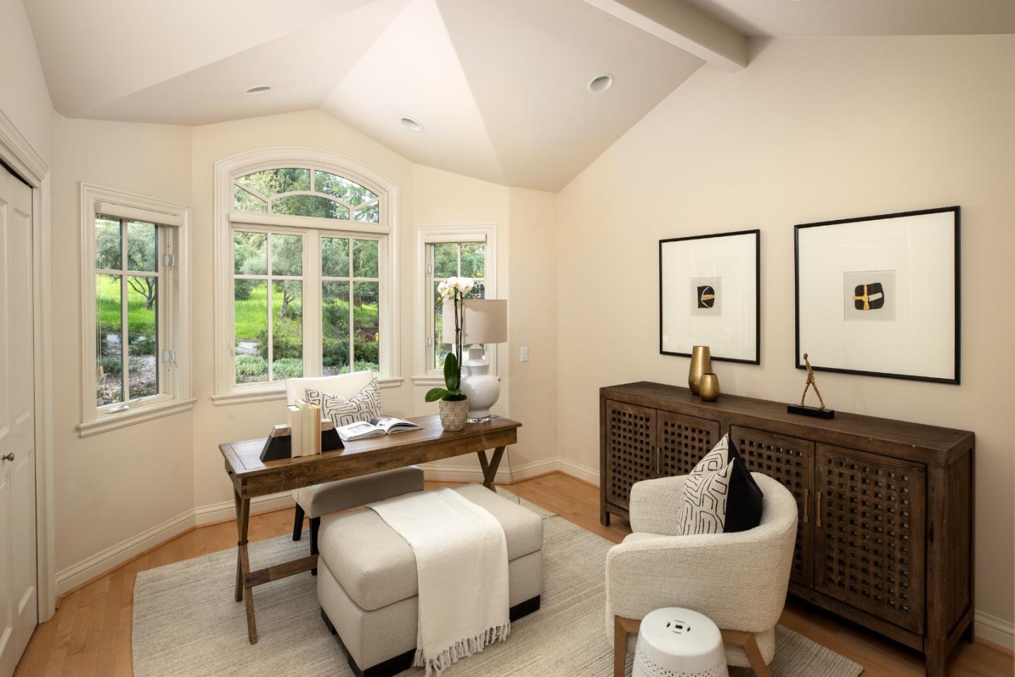 Detail Gallery Image 15 of 39 For 13456 Mandoli Dr, Los Altos Hills,  CA 94022 - 6 Beds | 6/1 Baths