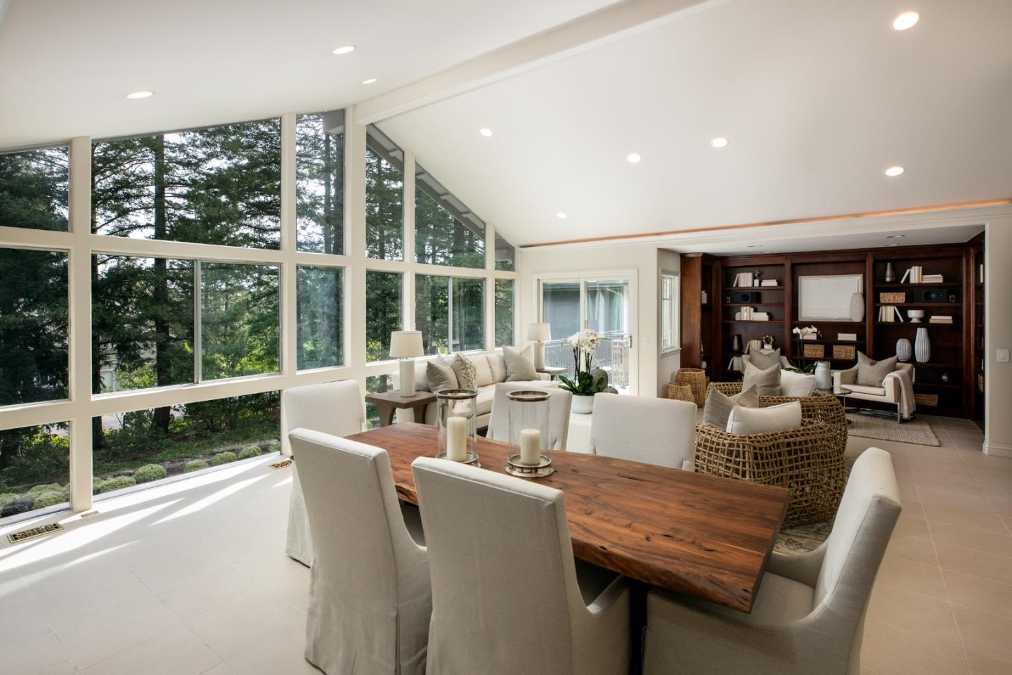 Detail Gallery Image 5 of 39 For 13456 Mandoli Dr, Los Altos Hills,  CA 94022 - 6 Beds | 6/1 Baths