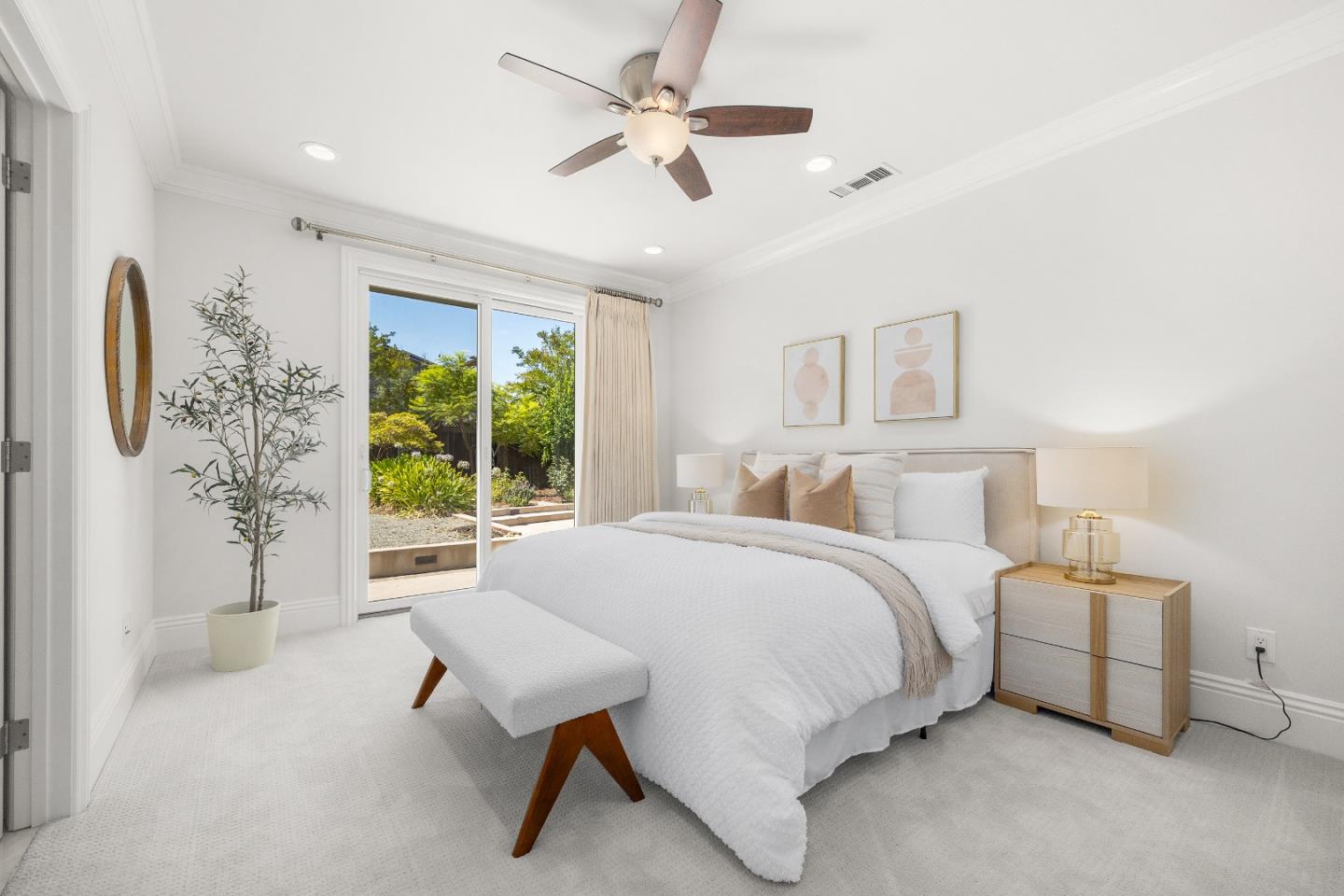 Detail Gallery Image 23 of 54 For 15571 Linda Ave, Los Gatos,  CA 95032 - 4 Beds | 2/1 Baths