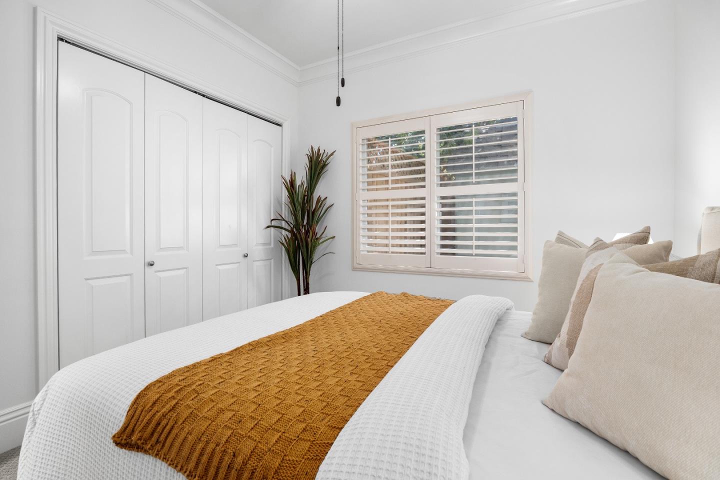 Detail Gallery Image 33 of 54 For 15571 Linda Ave, Los Gatos,  CA 95032 - 4 Beds | 2/1 Baths