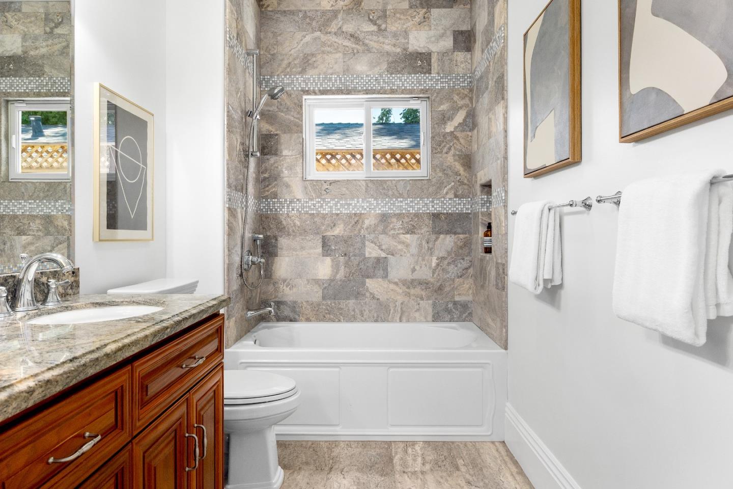 Detail Gallery Image 34 of 54 For 15571 Linda Ave, Los Gatos,  CA 95032 - 4 Beds | 2/1 Baths