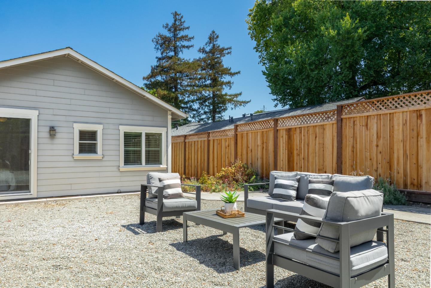 Detail Gallery Image 46 of 54 For 15571 Linda Ave, Los Gatos,  CA 95032 - 4 Beds | 2/1 Baths