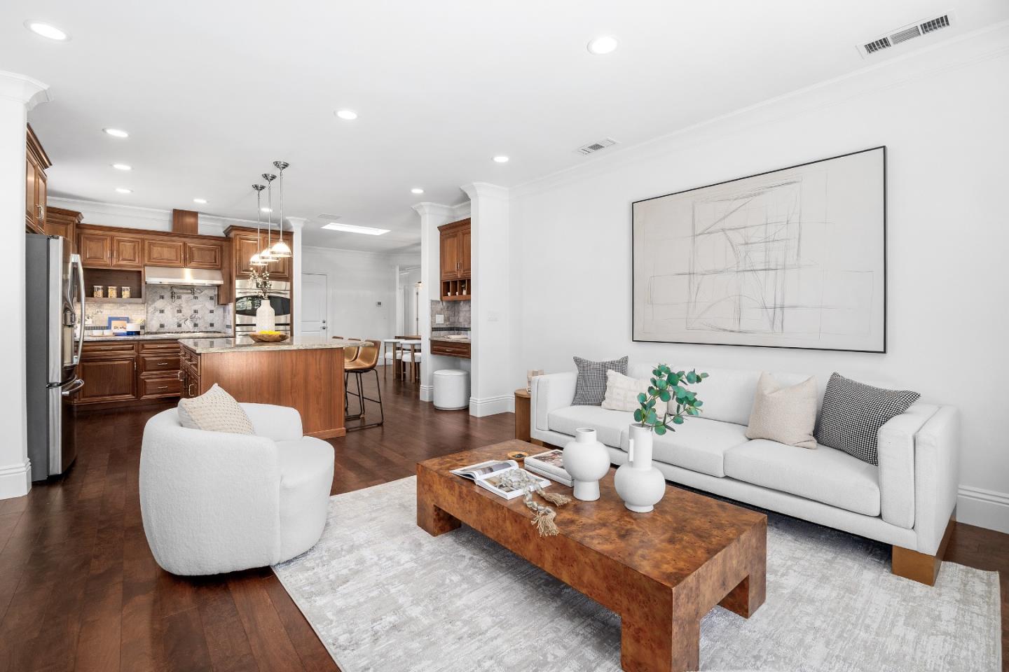 Detail Gallery Image 5 of 54 For 15571 Linda Ave, Los Gatos,  CA 95032 - 4 Beds | 2/1 Baths