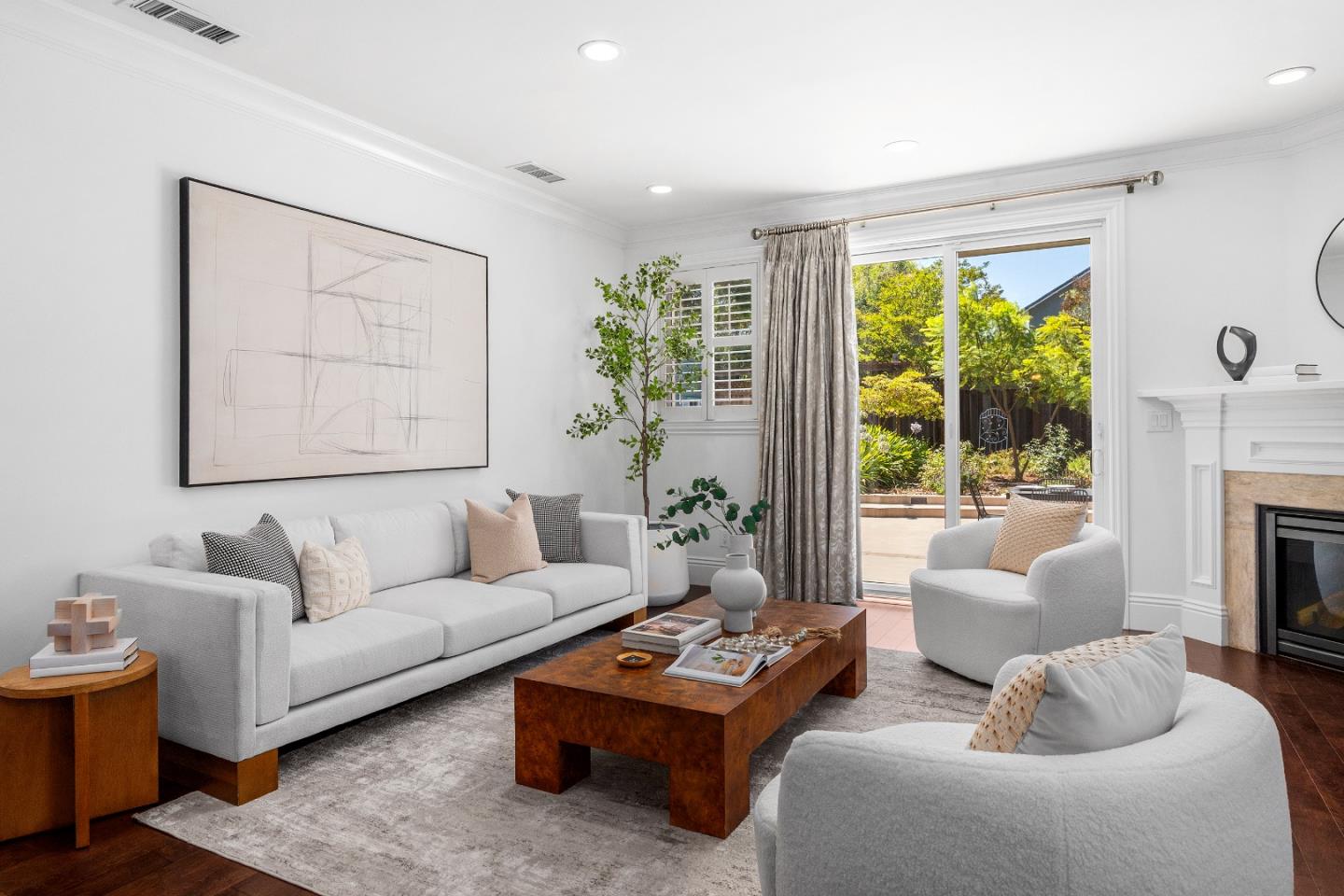 Detail Gallery Image 6 of 54 For 15571 Linda Ave, Los Gatos,  CA 95032 - 4 Beds | 2/1 Baths