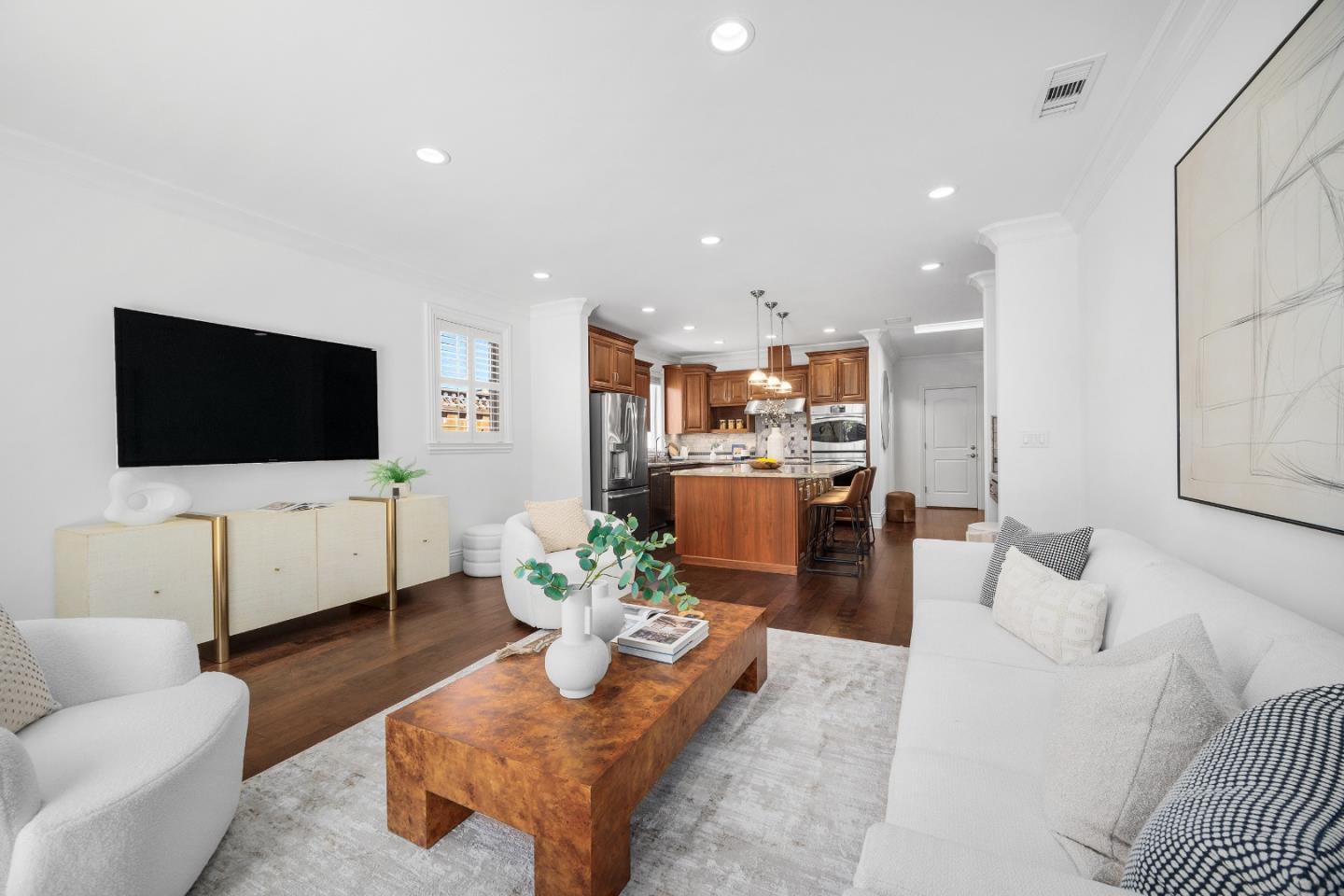 Detail Gallery Image 7 of 54 For 15571 Linda Ave, Los Gatos,  CA 95032 - 4 Beds | 2/1 Baths