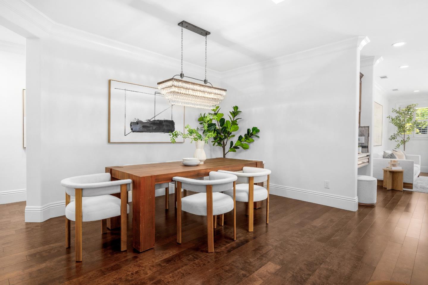 Detail Gallery Image 9 of 54 For 15571 Linda Ave, Los Gatos,  CA 95032 - 4 Beds | 2/1 Baths