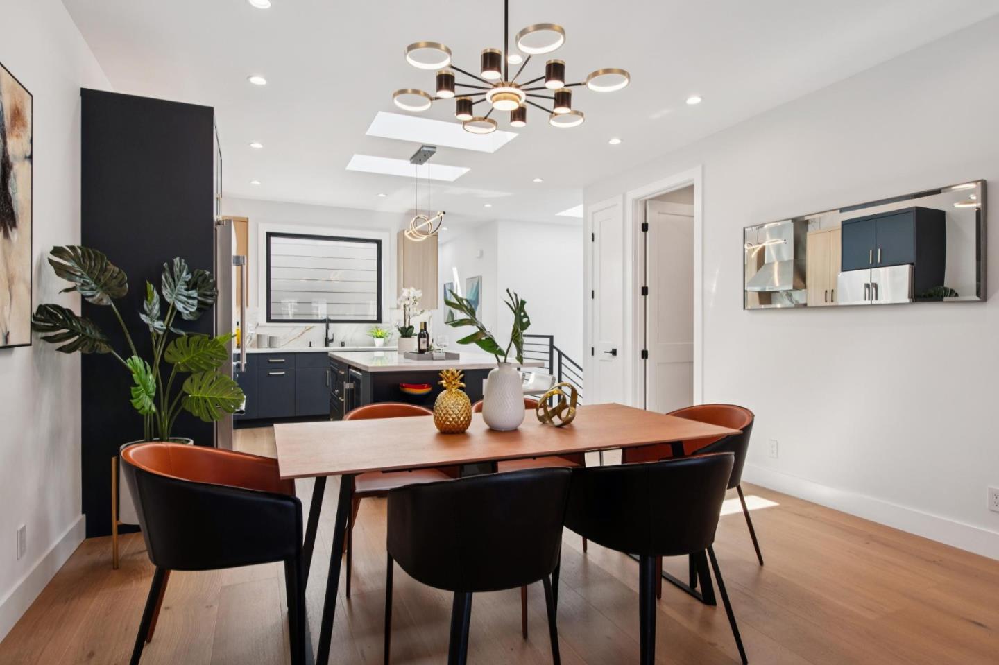 Detail Gallery Image 20 of 72 For 2363 31st Ave, San Francisco,  CA 94116 - 5 Beds | 4 Baths