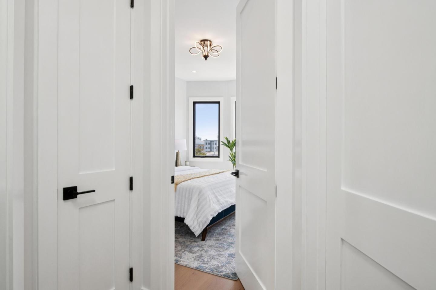 Detail Gallery Image 28 of 72 For 2363 31st Ave, San Francisco,  CA 94116 - 5 Beds | 4 Baths