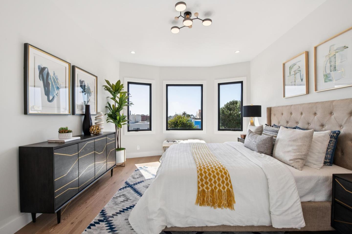 Detail Gallery Image 33 of 72 For 2363 31st Ave, San Francisco,  CA 94116 - 5 Beds | 4 Baths