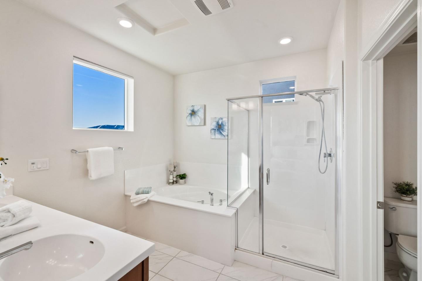 Detail Gallery Image 38 of 66 For 3005 Valley of Hearts Delight Pl, San Jose,  CA 95136 - 4 Beds | 3/1 Baths