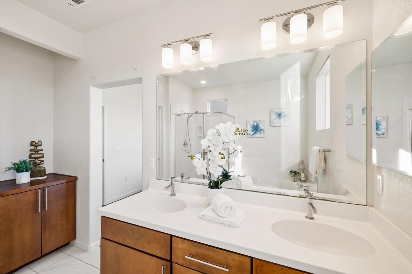 Detail Gallery Image 40 of 66 For 3005 Valley of Hearts Delight Pl, San Jose,  CA 95136 - 4 Beds | 3/1 Baths