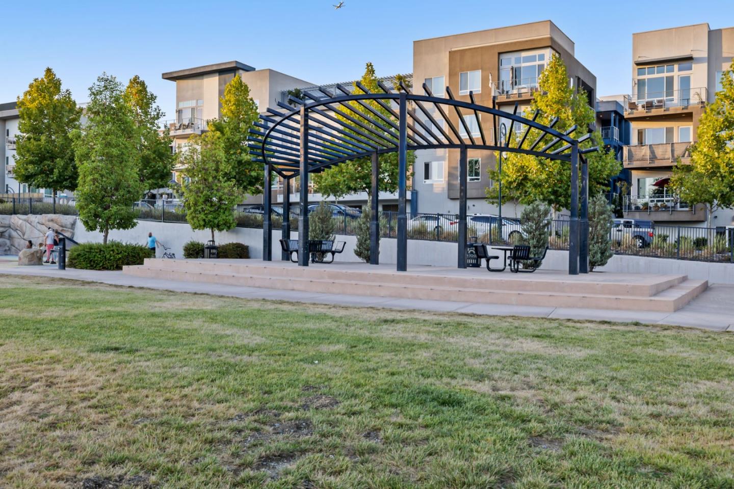 Detail Gallery Image 49 of 66 For 3005 Valley of Hearts Delight Pl, San Jose,  CA 95136 - 4 Beds | 3/1 Baths