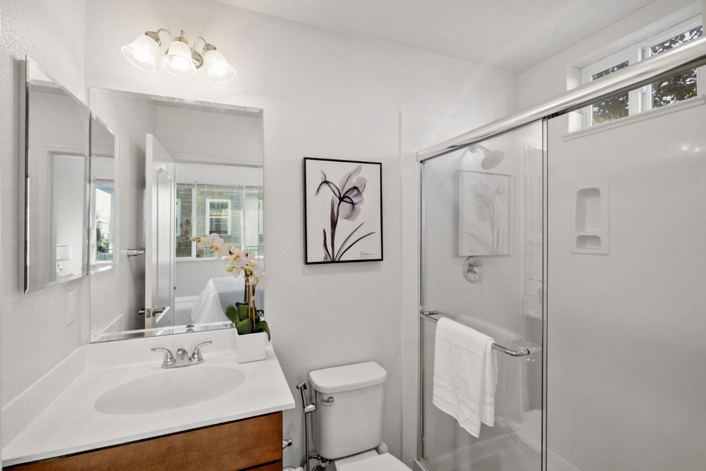 Detail Gallery Image 6 of 66 For 3005 Valley of Hearts Delight Pl, San Jose,  CA 95136 - 4 Beds | 3/1 Baths