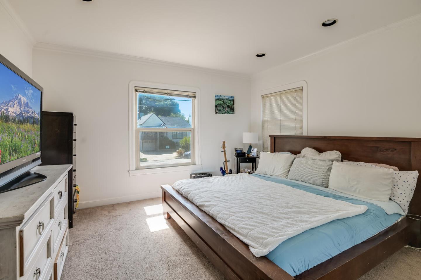 Detail Gallery Image 14 of 35 For 700 Howard Ave, Burlingame,  CA 94010 - 3 Beds | 1/1 Baths