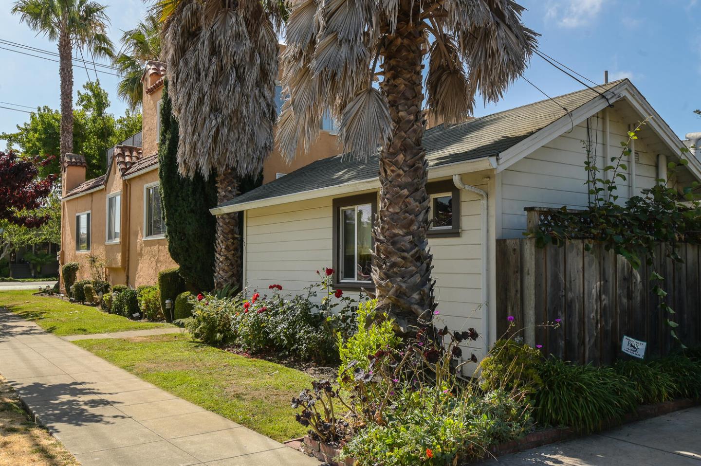 Detail Gallery Image 23 of 35 For 700 Howard Ave, Burlingame,  CA 94010 - 3 Beds | 1/1 Baths