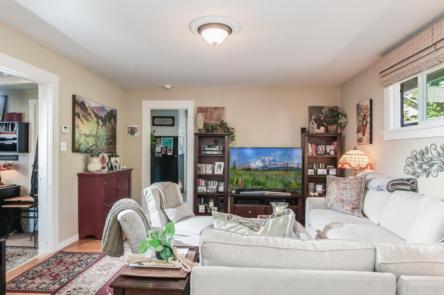 Detail Gallery Image 27 of 35 For 700 Howard Ave, Burlingame,  CA 94010 - 3 Beds | 1/1 Baths