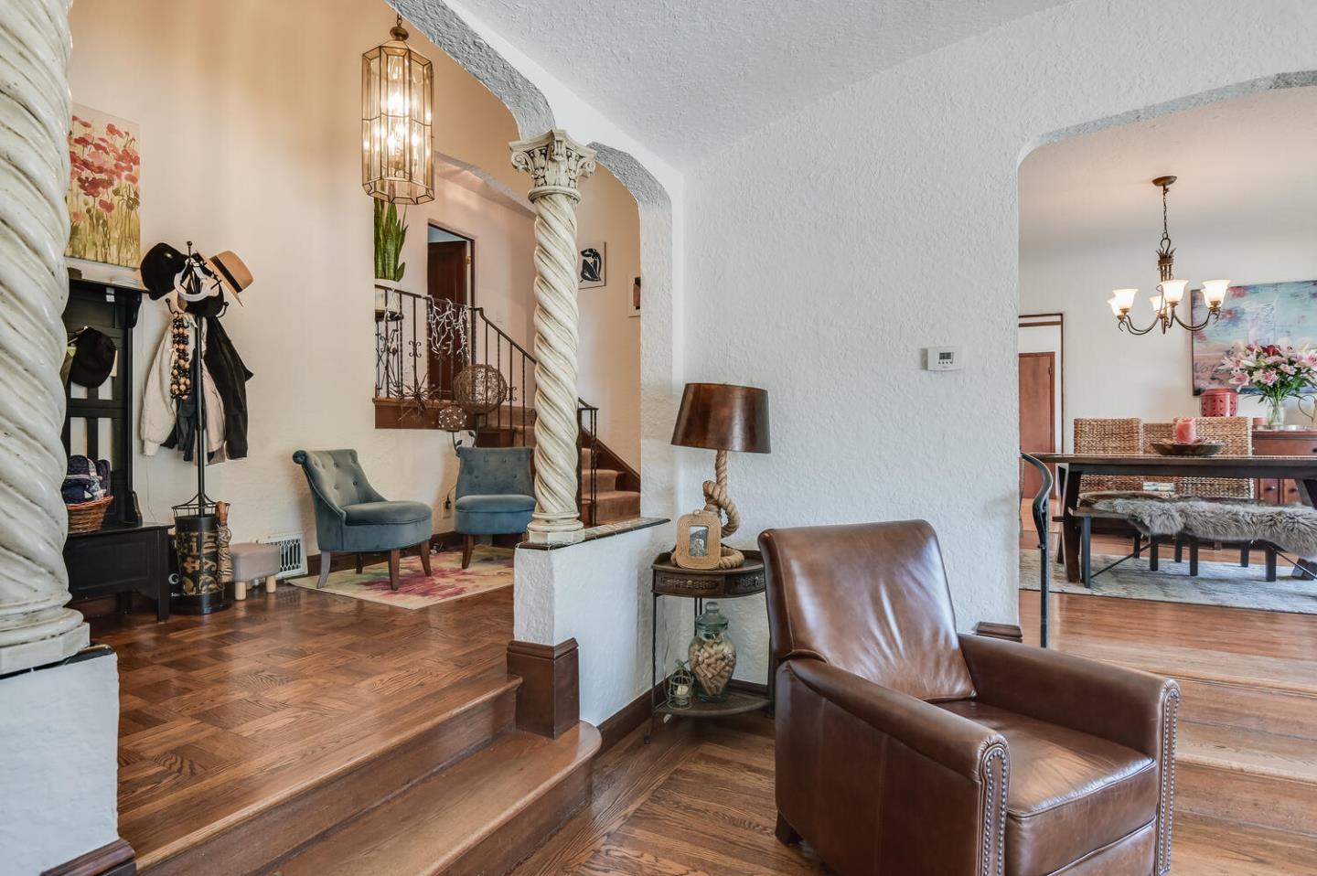 Detail Gallery Image 6 of 35 For 700 Howard Ave, Burlingame,  CA 94010 - 3 Beds | 1/1 Baths