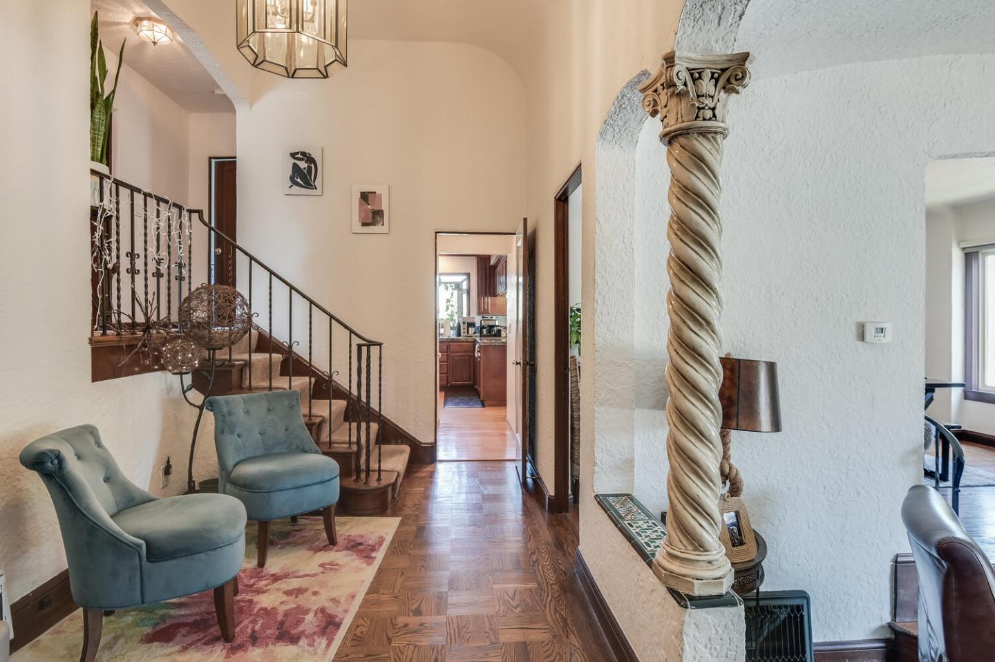 Detail Gallery Image 7 of 35 For 700 Howard Ave, Burlingame,  CA 94010 - 3 Beds | 1/1 Baths
