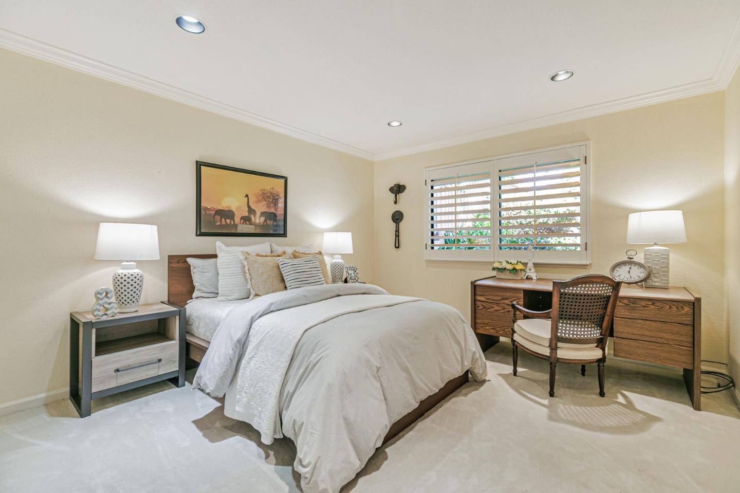 Detail Gallery Image 21 of 42 For 1350 Trinity Dr, Menlo Park,  CA 94025 - 3 Beds | 2/1 Baths