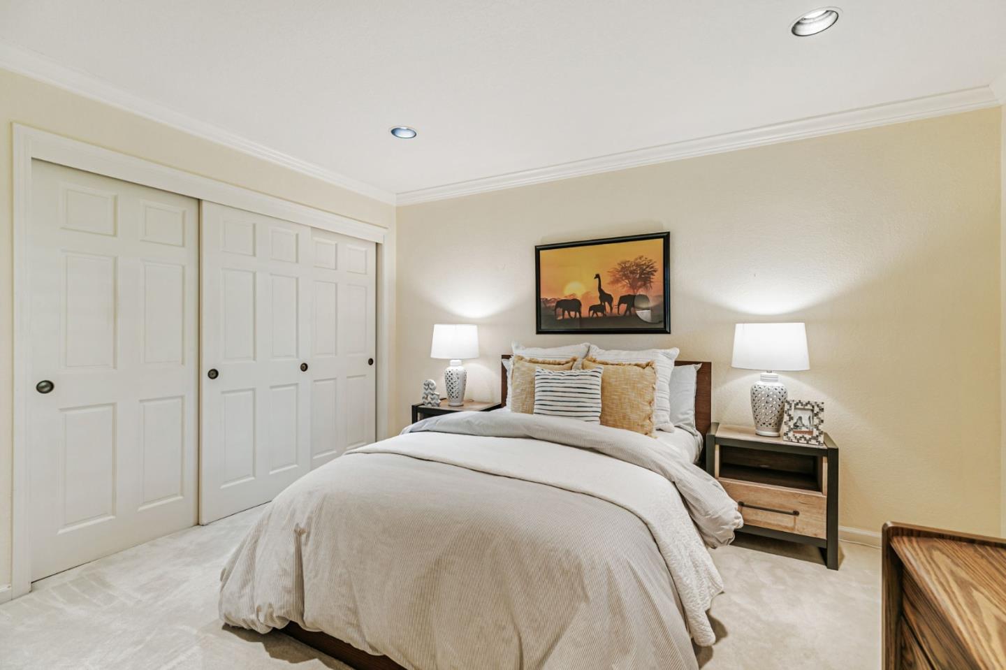 Detail Gallery Image 22 of 42 For 1350 Trinity Dr, Menlo Park,  CA 94025 - 3 Beds | 2/1 Baths