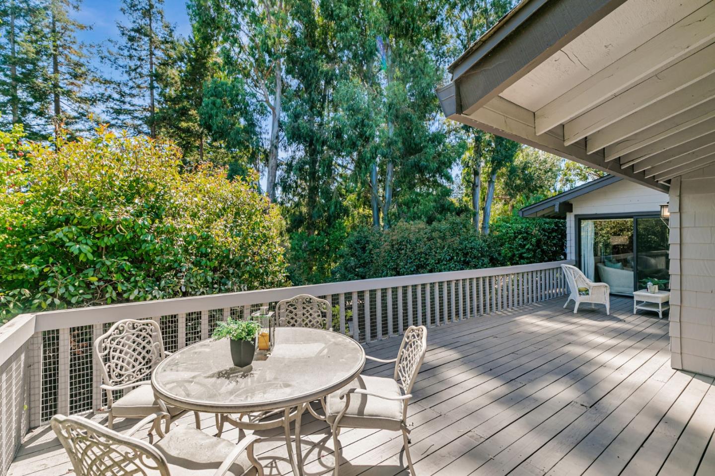 Detail Gallery Image 35 of 42 For 1350 Trinity Dr, Menlo Park,  CA 94025 - 3 Beds | 2/1 Baths