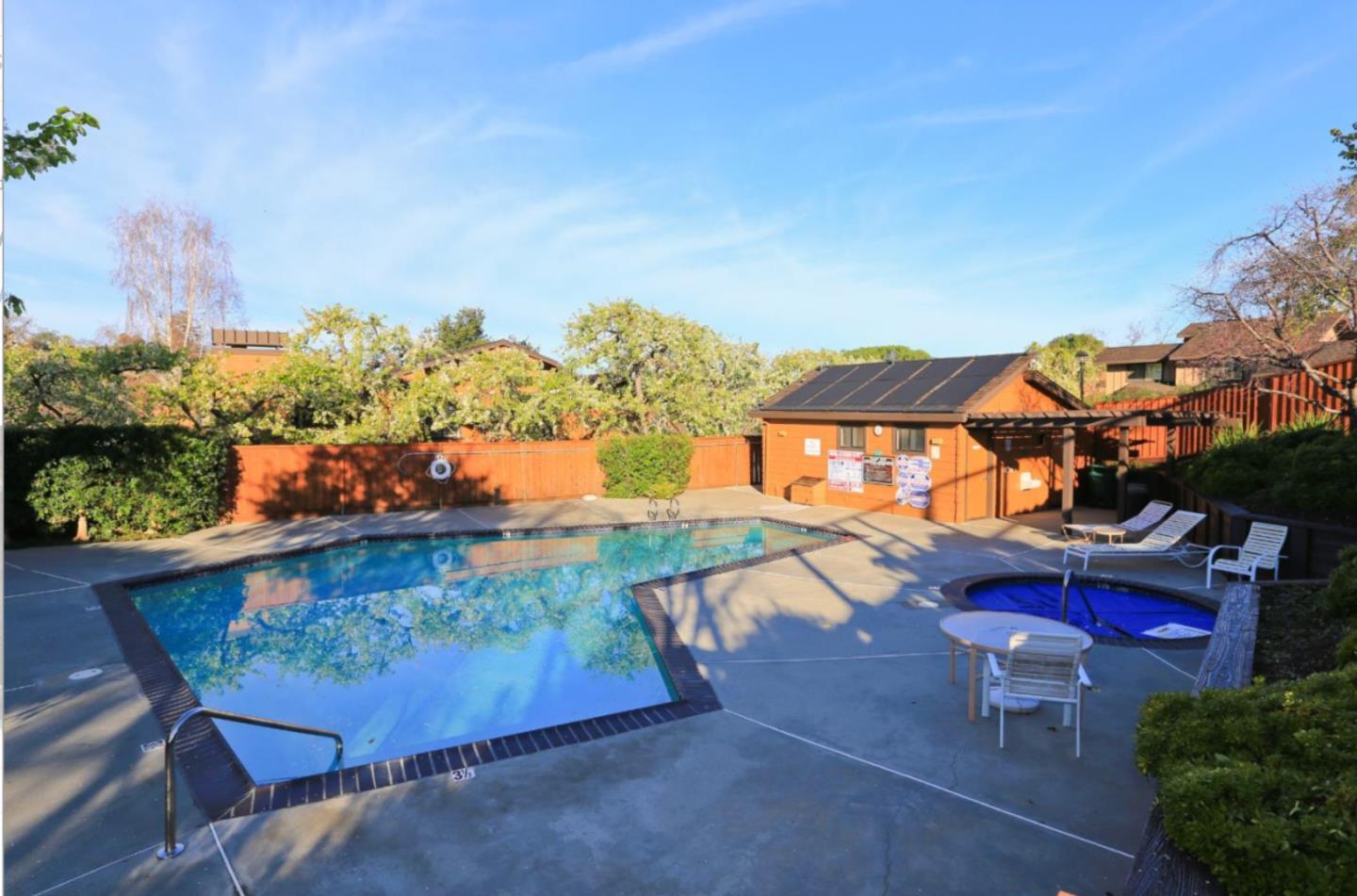 Detail Gallery Image 41 of 42 For 1350 Trinity Dr, Menlo Park,  CA 94025 - 3 Beds | 2/1 Baths