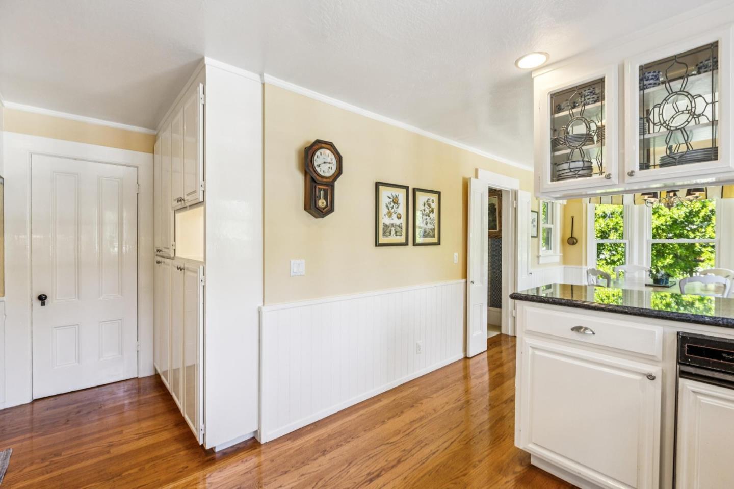 Detail Gallery Image 22 of 100 For 75 Alpine Ave, Los Gatos,  CA 95030 - 5 Beds | 3/2 Baths