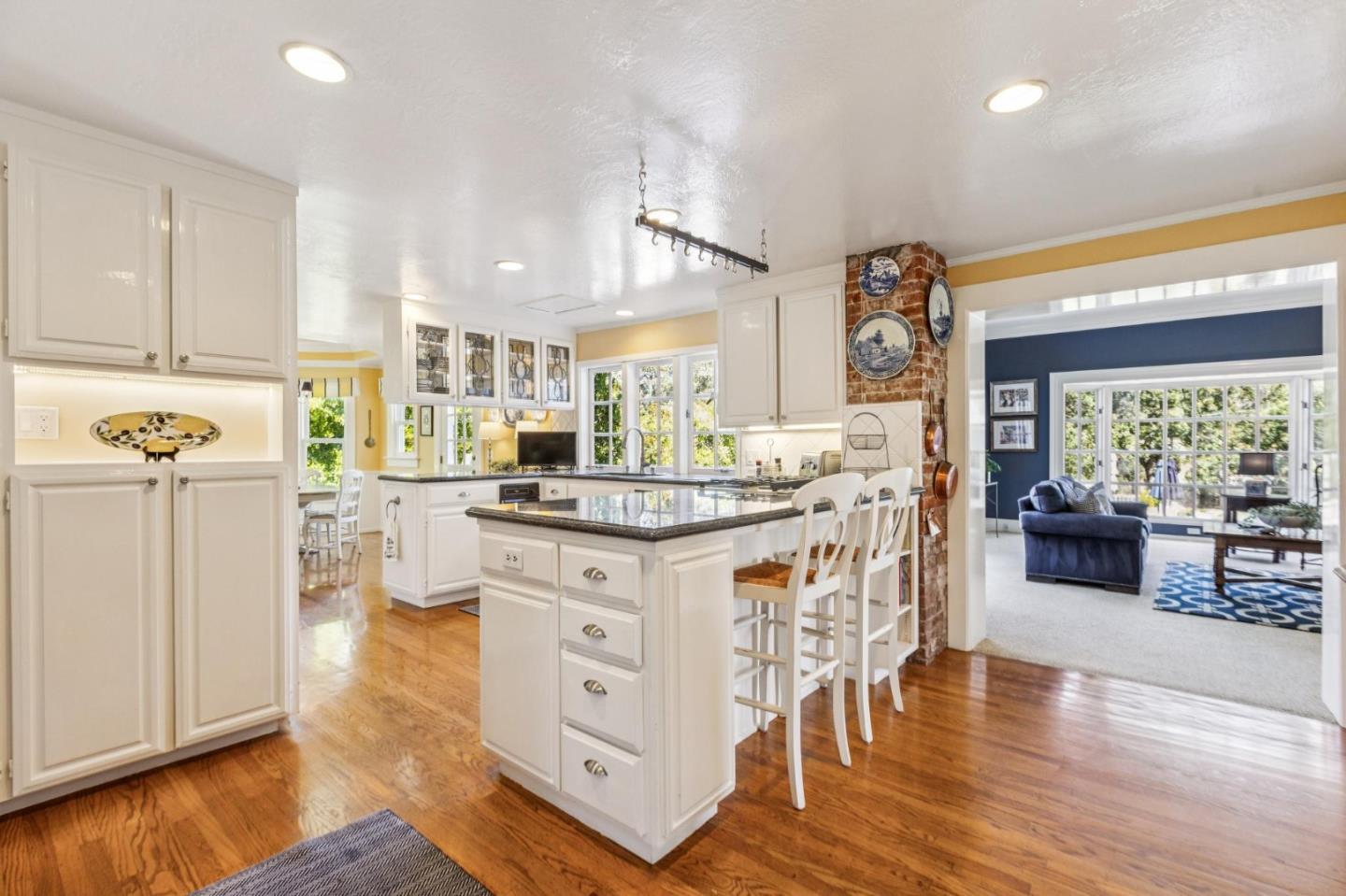 Detail Gallery Image 24 of 100 For 75 Alpine Ave, Los Gatos,  CA 95030 - 5 Beds | 3/2 Baths