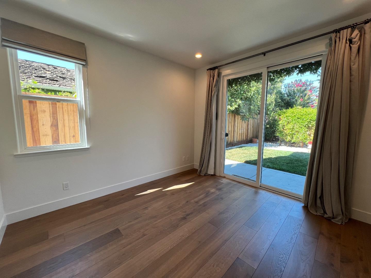 Detail Gallery Image 12 of 17 For 1934 Ellen Ave, San Jose,  CA 95125 - 3 Beds | 3 Baths