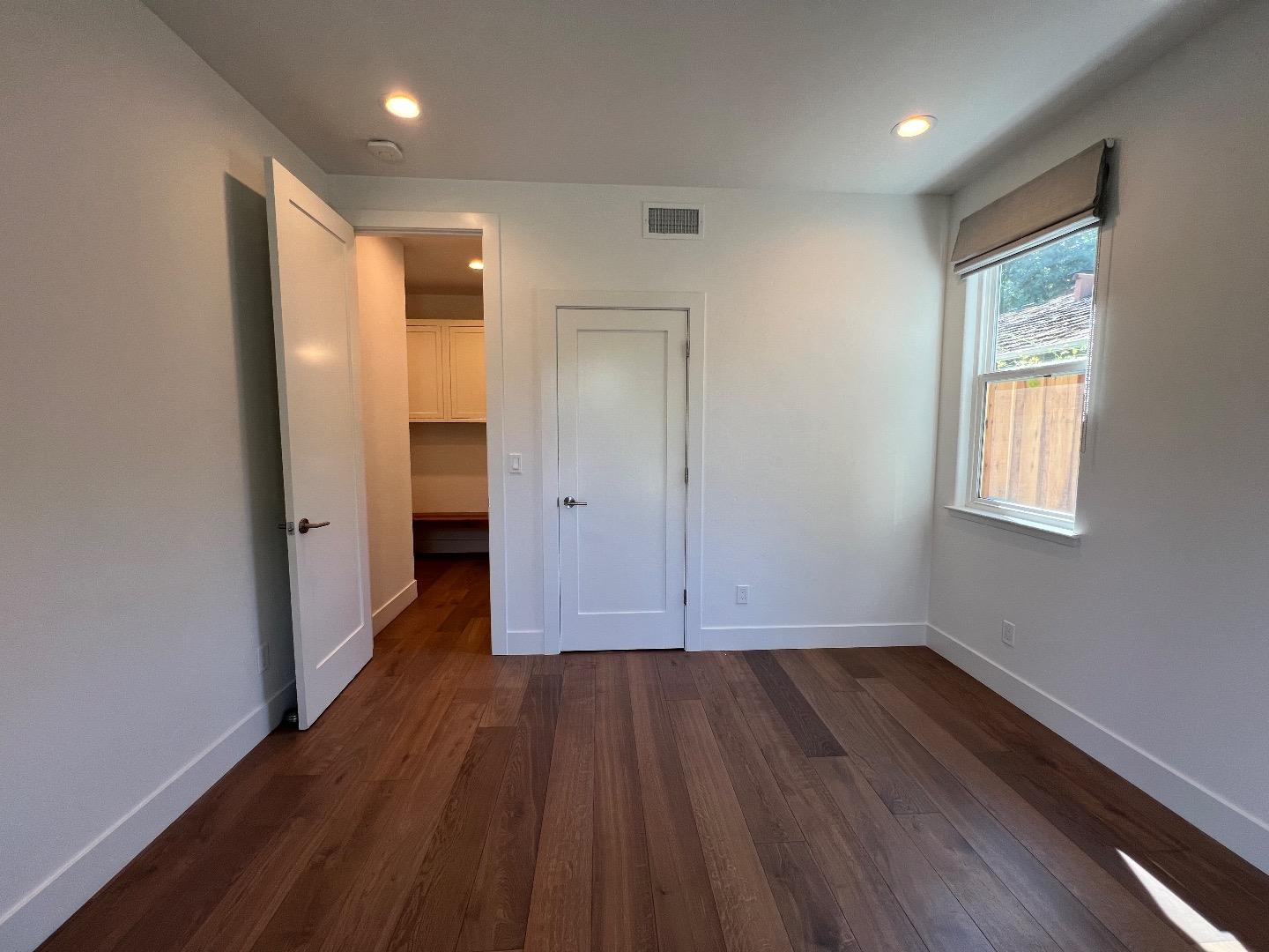 Detail Gallery Image 16 of 17 For 1934 Ellen Ave, San Jose,  CA 95125 - 3 Beds | 3 Baths