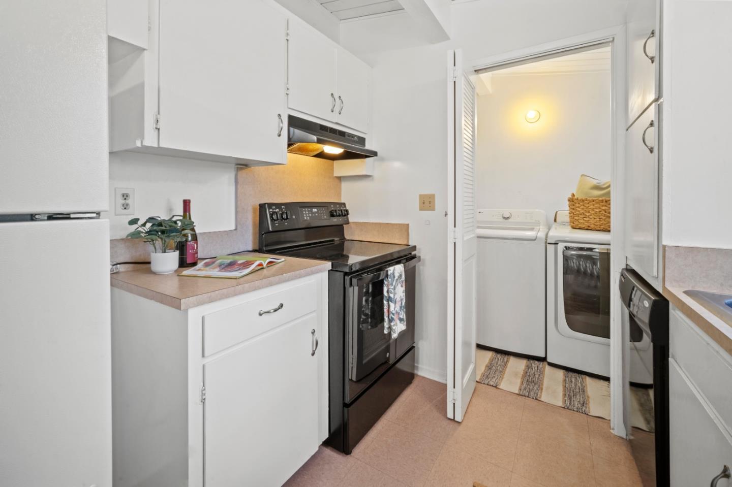 Detail Gallery Image 13 of 21 For 820 - 822 Cedar St, Pacific Grove,  CA 93950 - – Beds | – Baths