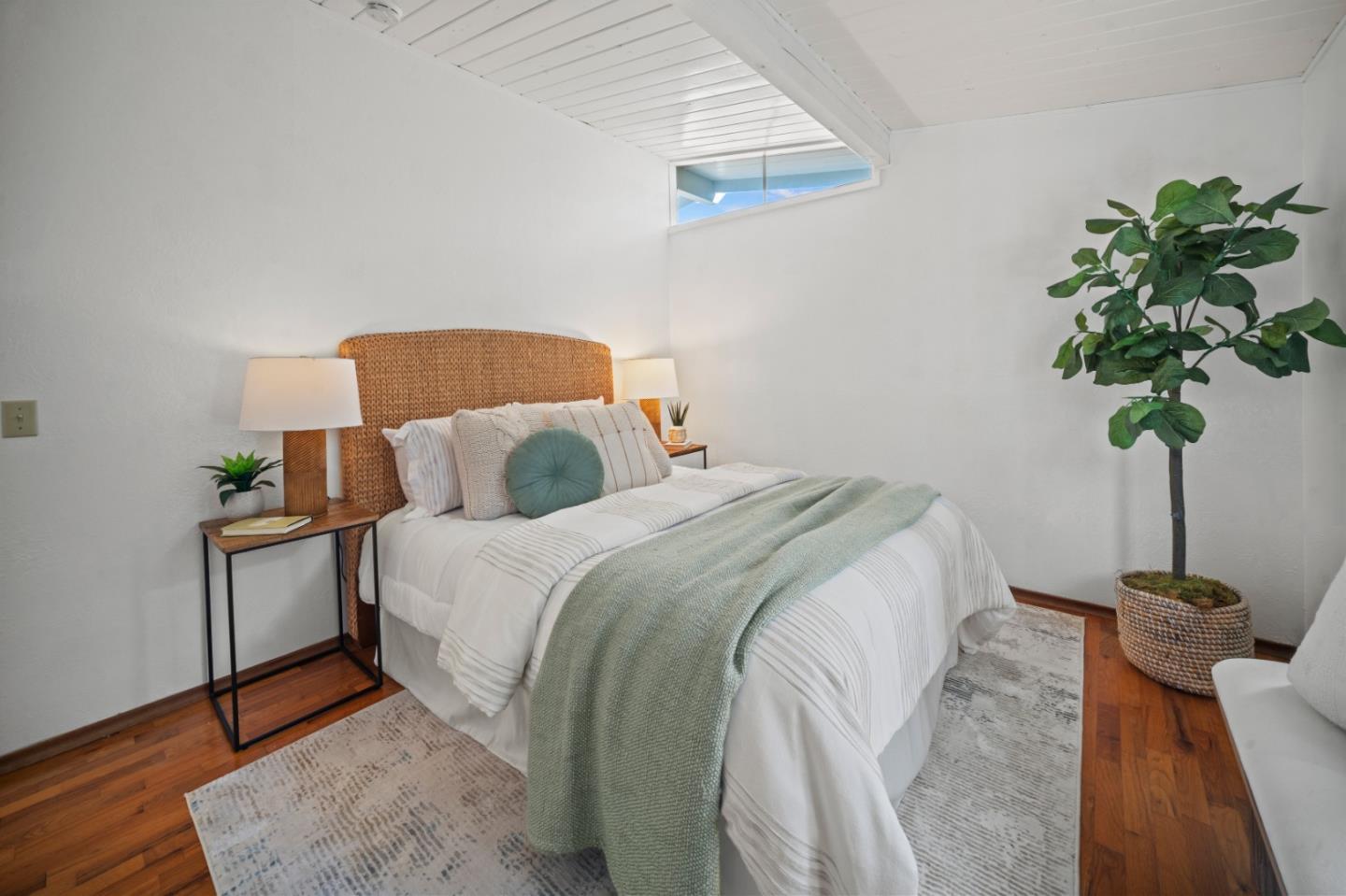 Detail Gallery Image 20 of 21 For 820 - 822 Cedar St, Pacific Grove,  CA 93950 - – Beds | – Baths