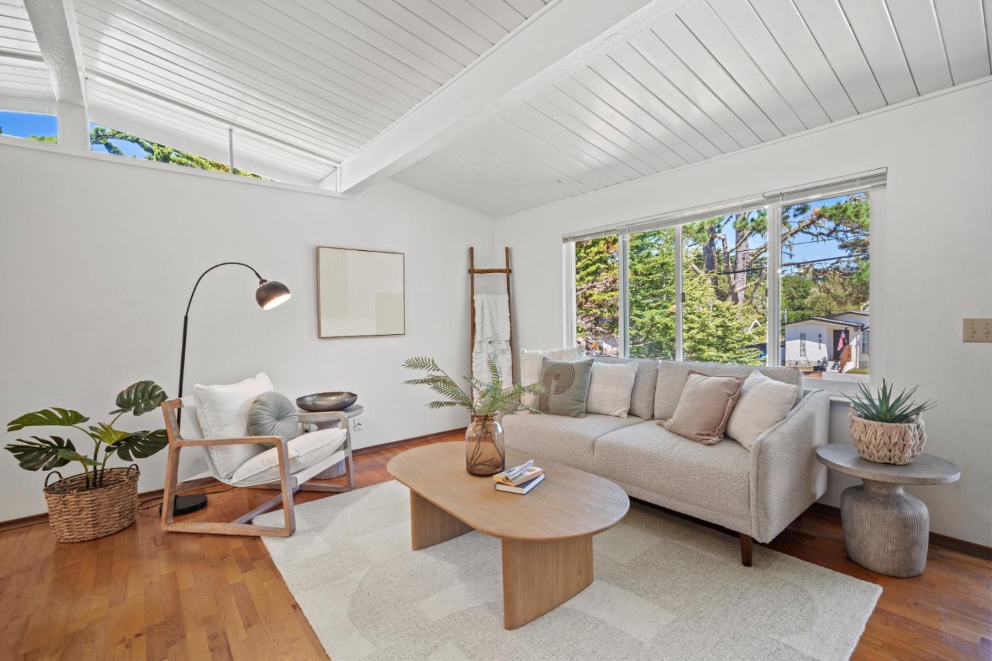 Detail Gallery Image 9 of 21 For 820 - 822 Cedar St, Pacific Grove,  CA 93950 - – Beds | – Baths