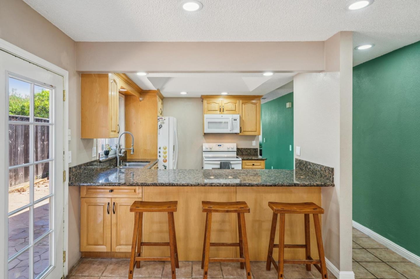 Detail Gallery Image 19 of 47 For 6251 Quartz Pl, Newark,  CA 94560 - 4 Beds | 2 Baths