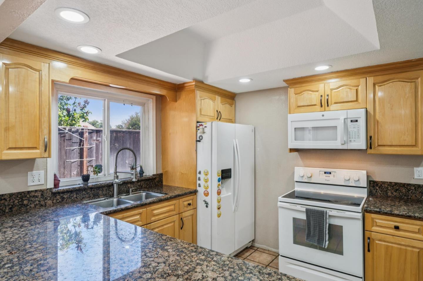 Detail Gallery Image 20 of 47 For 6251 Quartz Pl, Newark,  CA 94560 - 4 Beds | 2 Baths