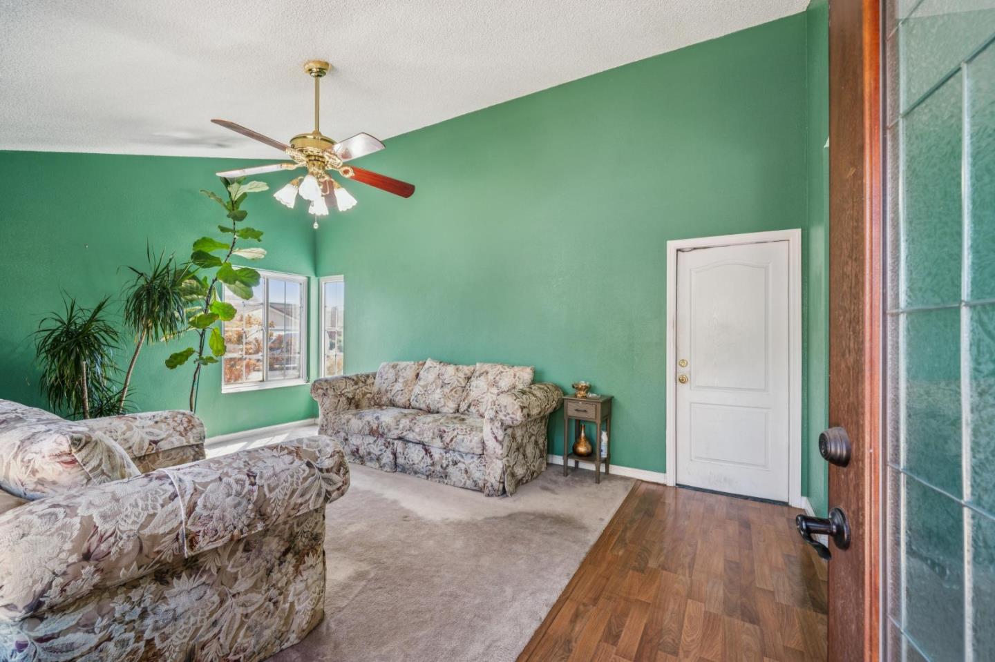 Detail Gallery Image 8 of 47 For 6251 Quartz Pl, Newark,  CA 94560 - 4 Beds | 2 Baths