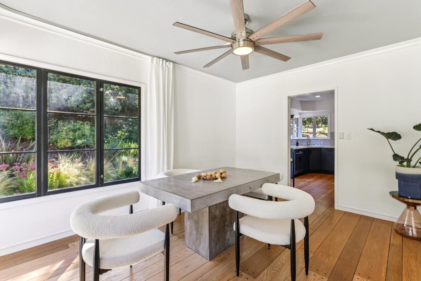 Detail Gallery Image 10 of 70 For 59 Davis Rd, Orinda,  CA 94563 - 3 Beds | 2 Baths