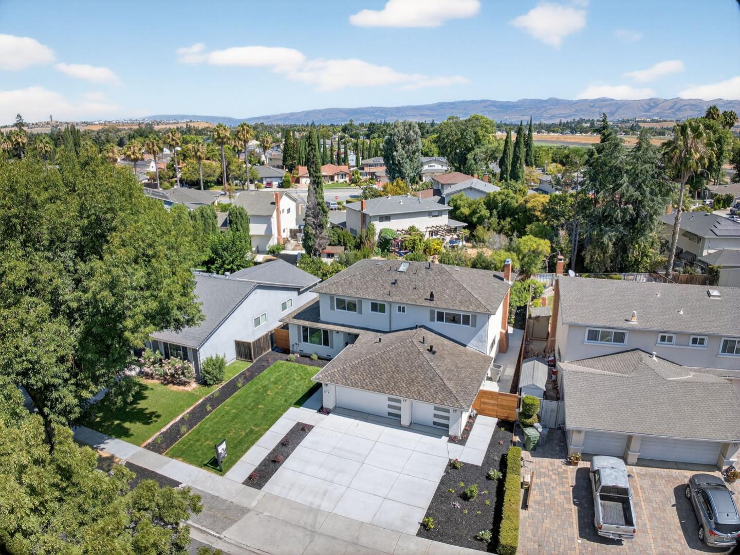 Detail Gallery Image 3 of 36 For 574 Churchill Park Dr, San Jose,  CA 95136 - 5 Beds | 3 Baths