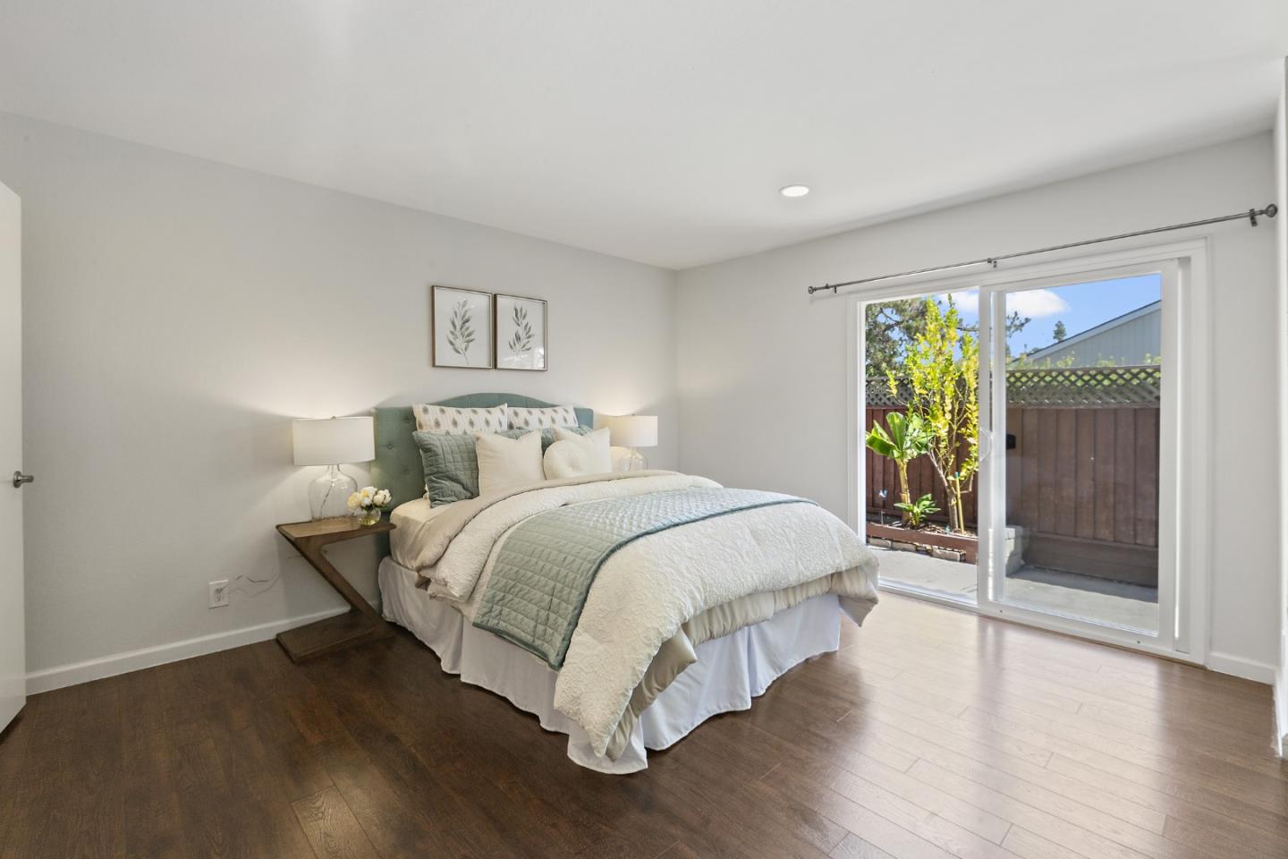 Detail Gallery Image 12 of 68 For 10063 Long Oak Ln, Cupertino,  CA 95014 - 2 Beds | 2 Baths
