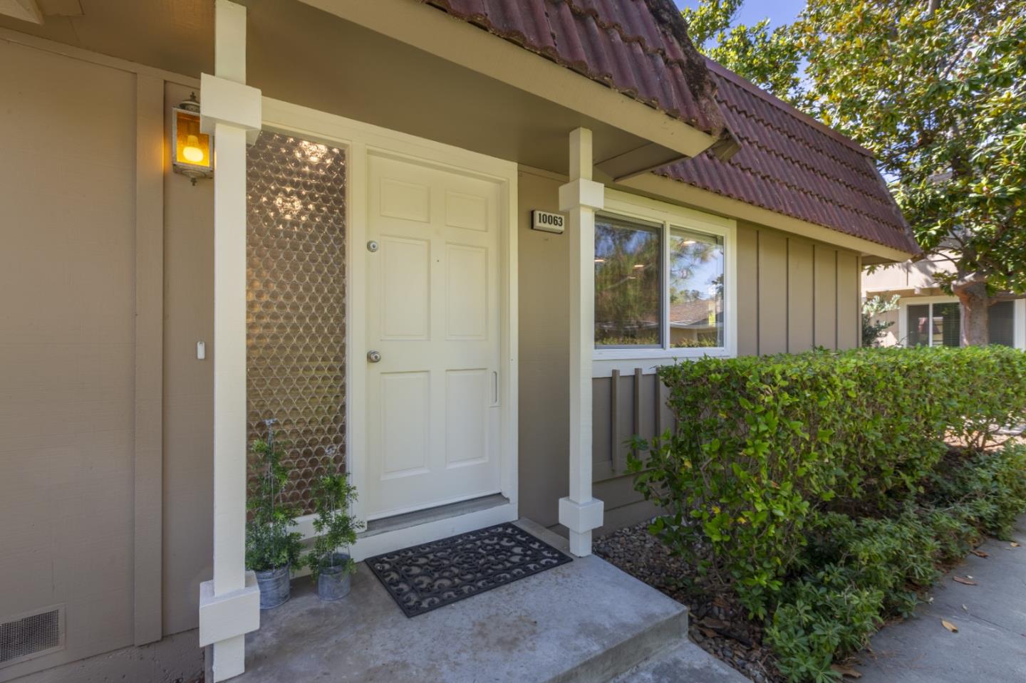 Detail Gallery Image 27 of 68 For 10063 Long Oak Ln, Cupertino,  CA 95014 - 2 Beds | 2 Baths