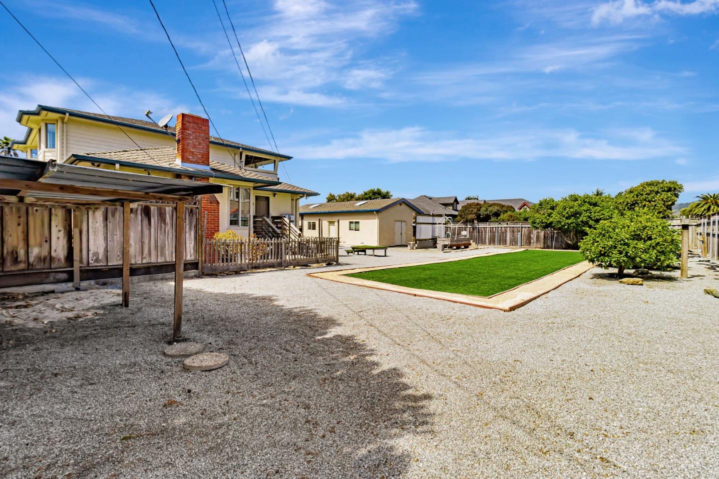 Detail Gallery Image 35 of 73 For 415 Kelly Ave, Half Moon Bay,  CA 94019 - 3 Beds | 2/1 Baths