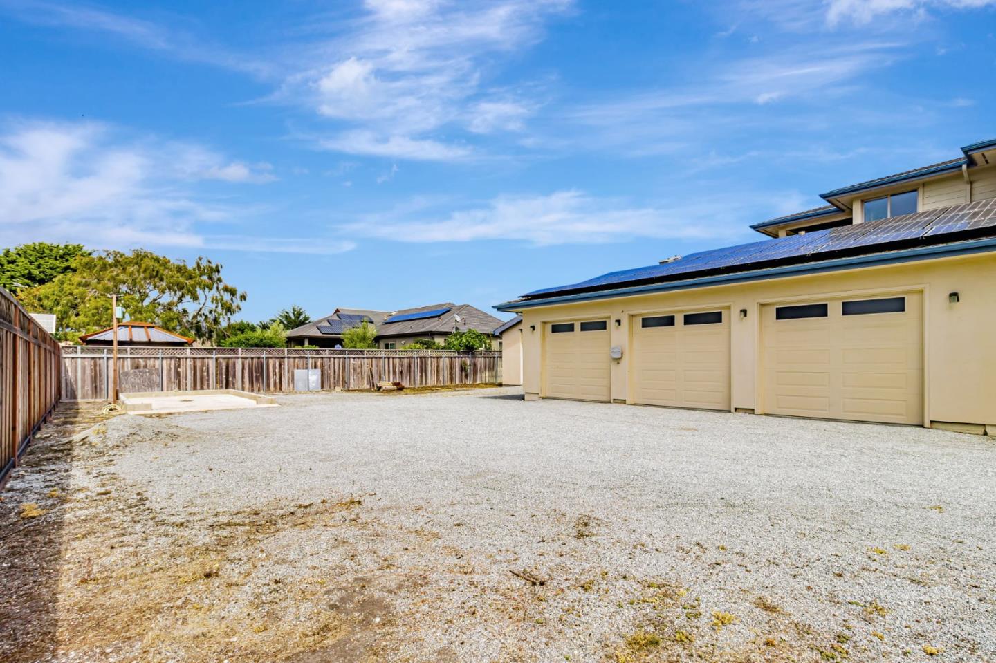 Detail Gallery Image 36 of 73 For 415 Kelly Ave, Half Moon Bay,  CA 94019 - 3 Beds | 2/1 Baths