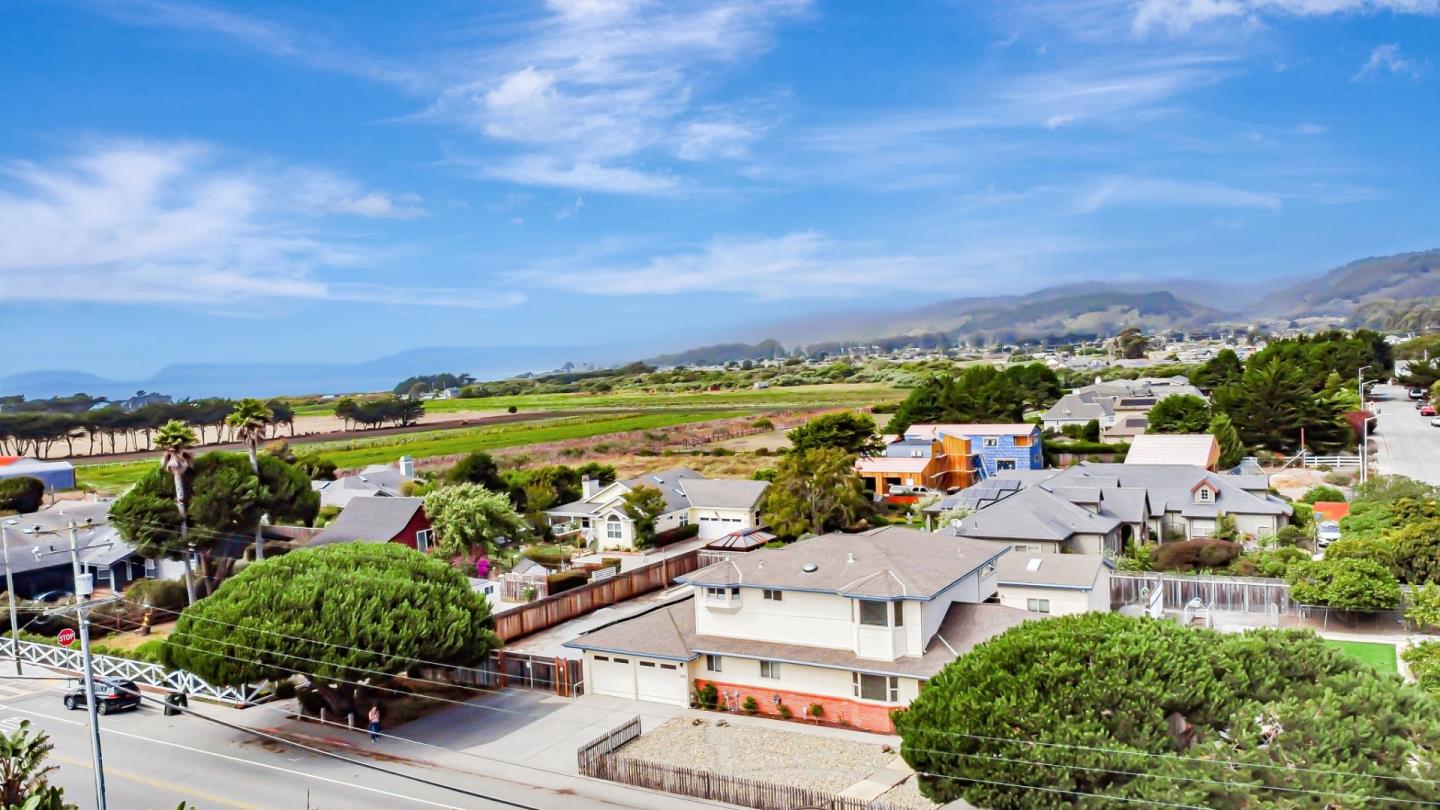 Detail Gallery Image 50 of 73 For 415 Kelly Ave, Half Moon Bay,  CA 94019 - 3 Beds | 2/1 Baths