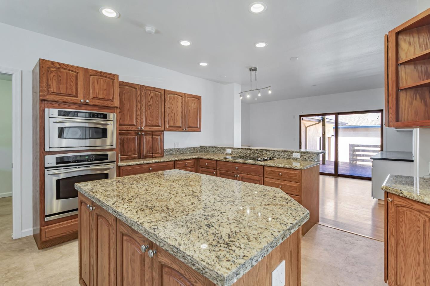 Detail Gallery Image 54 of 73 For 415 Kelly Ave, Half Moon Bay,  CA 94019 - 3 Beds | 2/1 Baths