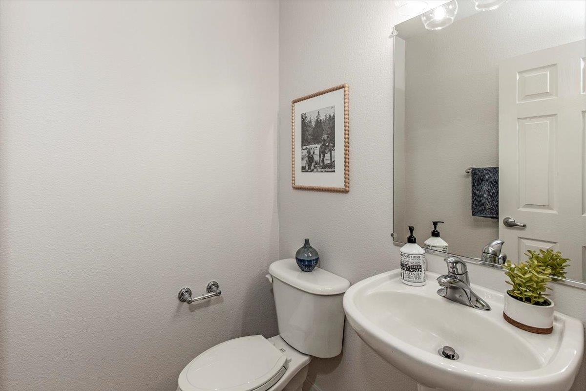 Detail Gallery Image 14 of 16 For 1124 Delmas Ave, San Jose,  CA 95125 - 2 Beds | 2/1 Baths